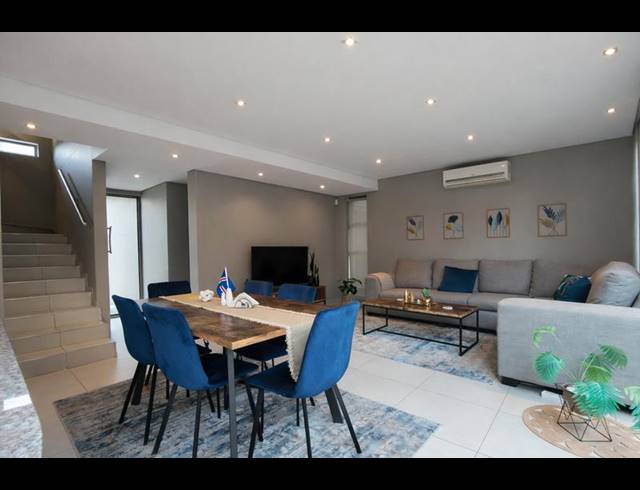 3 BEDROOM PROPERTY TO RENT IN MENLO PARK